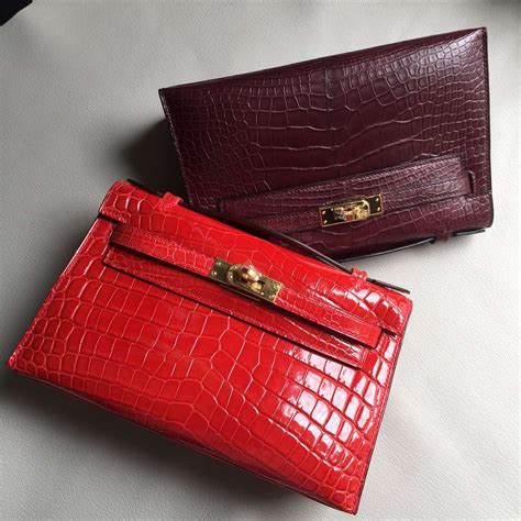 red hermes clutch